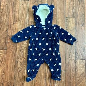 Nordstrom midnight blue starry baby one piece footie size 6 months